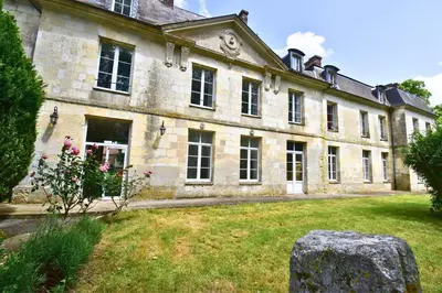 Jardin de l'établissement Évasion au Château Ravenel