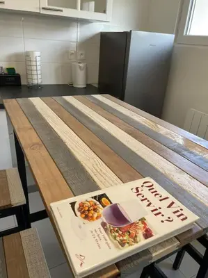 Plan de l'établissement Logement cosy à 15 mn de la gare saint Lazare et 30 mn de l'aéroport Charles de Gaulles
