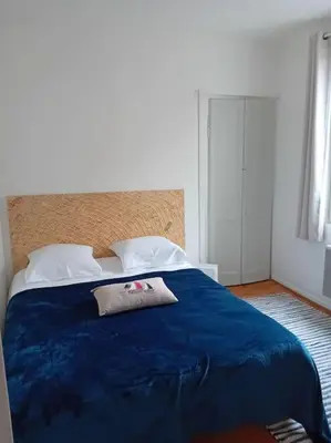 Un ou plusieurs lits dans un hébergement de l'établissement Maison à Eu proche centre ville et baie de Somme
