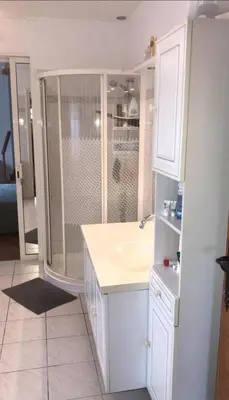 Cuisine ou kitchenette dans l'établissement Suite privé pres de Cergy
