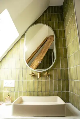 Salle de bains dans l'établissement Piscine chauffée, Rouen centre, Maison atypique