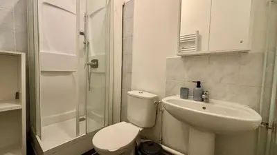 Salle de bains dans l'établissement Appartement calme et cosy - Proche centre