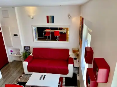 Coin salon dans l'établissement Appartement en duplex proche gare d'Amiens