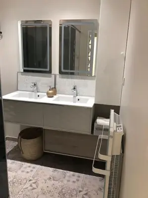 Salle de bains dans l'établissement Chouet mon appart