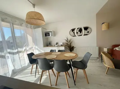 Cuisine ou kitchenette dans l'établissement Rouen Saint Julien - L'Esprit village