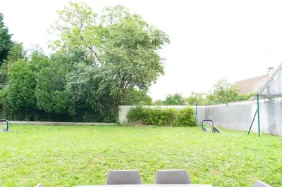 Jardin de l'établissement Havre de paix idéal en famille