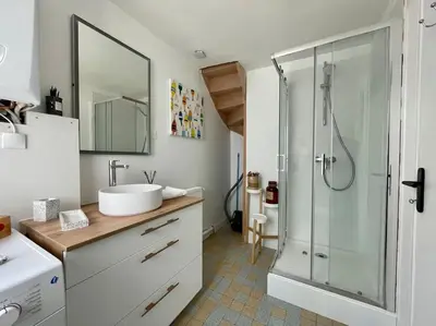 Salle de bains dans l'établissement Rouen Gare - le Cabanon Grand Large