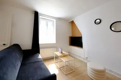 Télévision ou salle de divertissement dans l'établissement Rouen - Le Cocon de Gaëlle