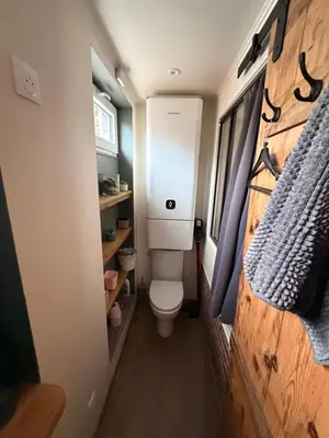 Salle de bains dans l'établissement Duplex Calme & Cosy - 2 min Gares & Proche Aéroport