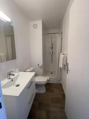 Salle de bains dans l'établissement Parc Hôtel