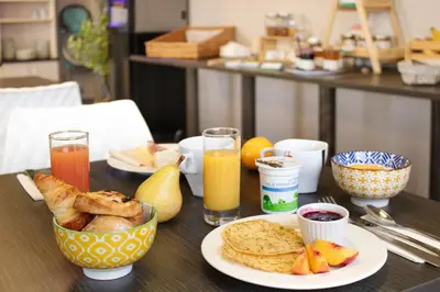 Nourriture dans l'hôtel ou à proximité