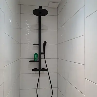 Salle de bains dans l'établissement Vue sur village