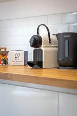 Cuisine ou kitchenette dans l'établissement Léandre studio entièrement rénové avec extérieur