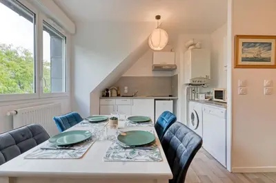 Cuisine ou kitchenette dans l'établissement Solent joli F2 proche Jardin des Plantes à Rouen