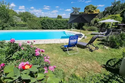 Piscine de l'établissement havre de paix ou située à proximité