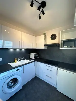 Cuisine ou kitchenette dans l'établissement Joli studio Vernon Giverny