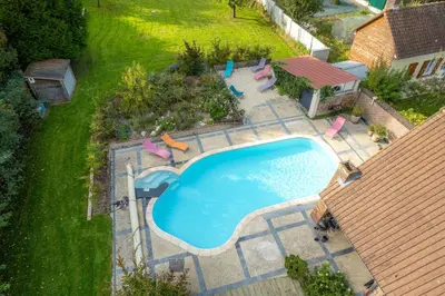 Piscine de l'établissement Villas sommebay Pour un séjour de rêve ou située à proximité