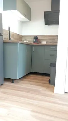 Cuisine ou kitchenette dans l'établissement Studio cosy et fonctionnel