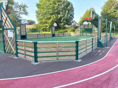 Tennis ou squash au sein de la maison de vacances ou à proximité