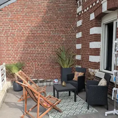 Spacieux apt avec terrasse proche plage
