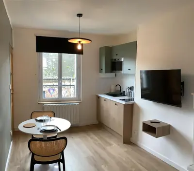 Cuisine ou kitchenette dans l'établissement L'Echappée Polletaise Central Typique Wifi