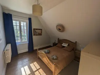 Coin salon dans l'établissement Au Bonheur des Voyageurs, 30' de Paris
