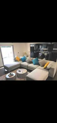 Coin salon dans l'établissement Maison calme avec piscine privée