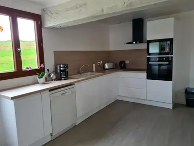 Cuisine ou kitchenette dans l'établissement Gîte la Belle des Champs