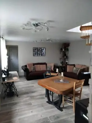 Coin salon dans l'établissement Maison accueillante à Petit-Caux avec jardin