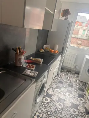 Cuisine ou kitchenette dans l'établissement La petite récréation, Place de parking inclus