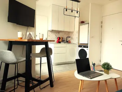 Cuisine ou kitchenette dans l'établissement Studio CERGY 5 min de la Gare et place parking
