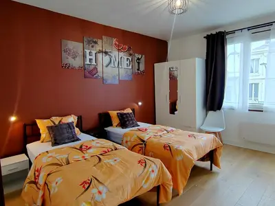 Un ou plusieurs lits dans un hébergement de l'établissement Appartement en centre ville - 5 min de la Gare - 62 m2 - 1 à 6 pers