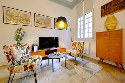 Télévision ou salle de divertissement dans l'établissement Patachou - Rouen hyper centre