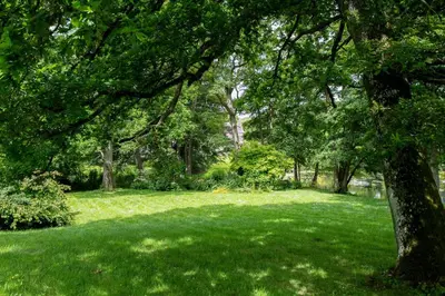 Jardin de l'établissement Villa des Saules