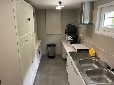 Cuisine ou kitchenette dans l'établissement Appartement terrasse avec vue et parking privé