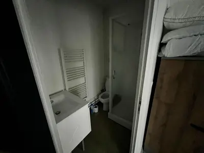 Salle de bains dans l'établissement Amiens, le studio Cosy 2P