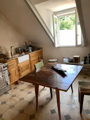 Cuisine ou kitchenette dans l'établissement Comme une villa sur un toit