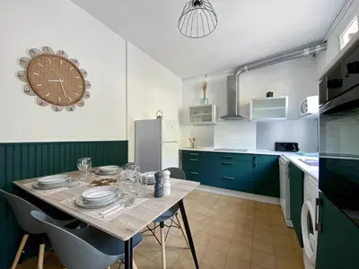 Cuisine ou kitchenette dans l'établissement La Douceur de la Seine - 305