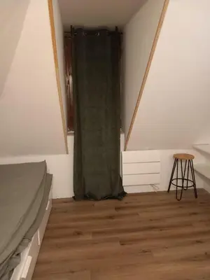 Plan de l'établissement Hébergement Cozy à Deville-lès-Rouen - 13 min Rouen