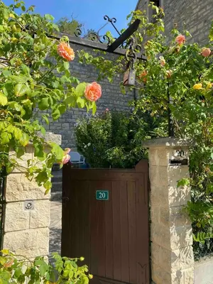 Jardin de l'établissement Gîte La Maisonnette à Auvers-sur-Oise