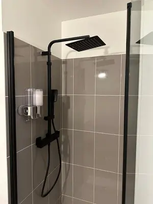 Salle de bains dans l'établissement Lescapade Paris spa