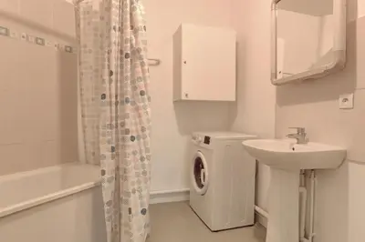 Salle de bains dans l'établissement Le Sully - Mantes la jolie