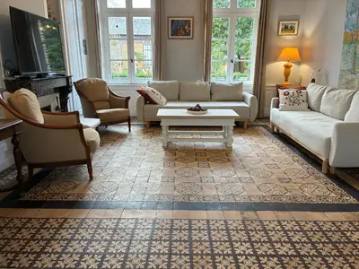 Coin salon dans l'établissement Villa des glycines et Spa nordique à 1h30 de Paris