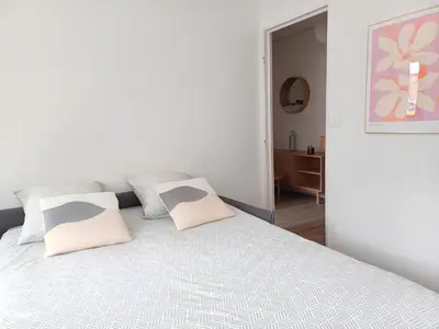 Un ou plusieurs lits dans un hébergement de l'établissement Paul Sautai - 2 couchages - proche centre