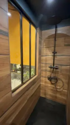 Salle de bains dans l'établissement La cachette enchantée