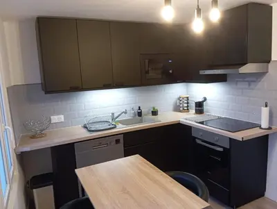 Cuisine ou kitchenette dans l'établissement Magnifique et Grand T3 au cœur de la Normandie