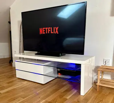 Télévision ou salle de divertissement dans l'établissement Appartement Cosy avec Netflix et parking gratuit