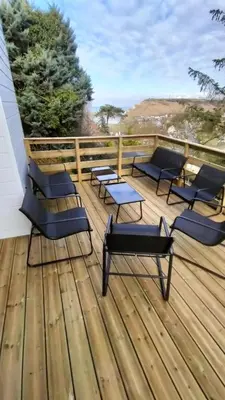 Balcon ou terrasse dans l'établissement Maison avec vue sur mer