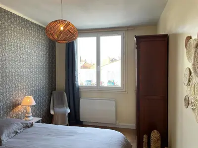 Un ou plusieurs lits dans un hébergement de l'établissement Au coeur de Chantilly, près de Paris et du Parc Astérix