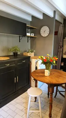 Cuisine ou kitchenette dans l'établissement La Canotière - Petite maison pour 2 personnes à Vienne en Arthies